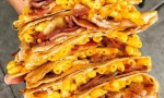 bacon mac-and-cheese-quesadilla
